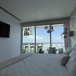 Exclusive Apartment H2 Condominium