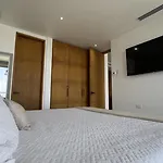 Exclusive Apartment H2 Condominium